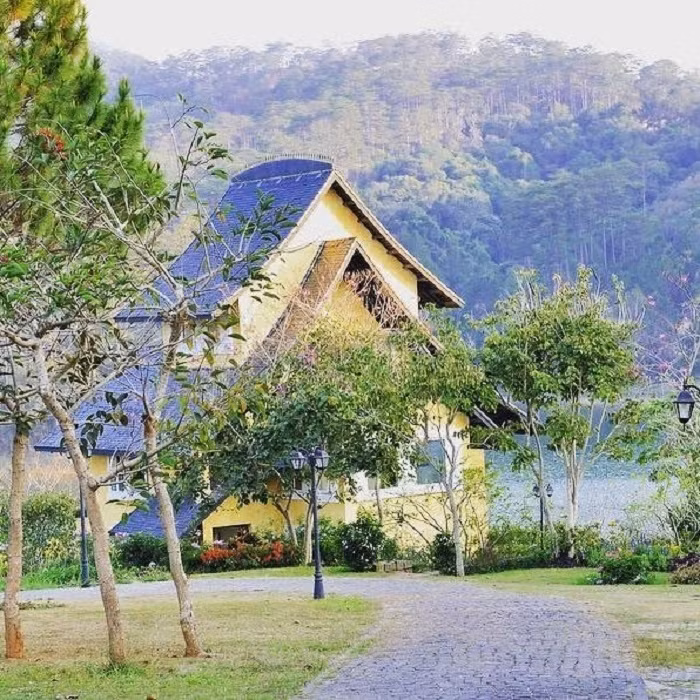 Tưởng Chi Pu sang tận nước ngoài quay, hóa ra bối cảnh MV 