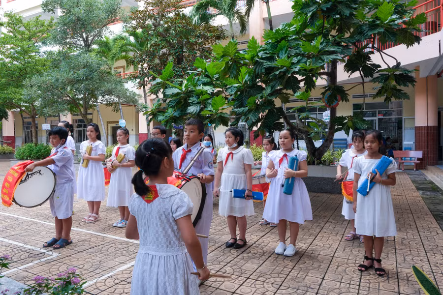 Học trò trường Ngô Quyền tất bật tập luyện cho khai giảng năm học mới. Học trò trường Ngô Quyền tất bật tập luyện cho khai giảng năm học mới.