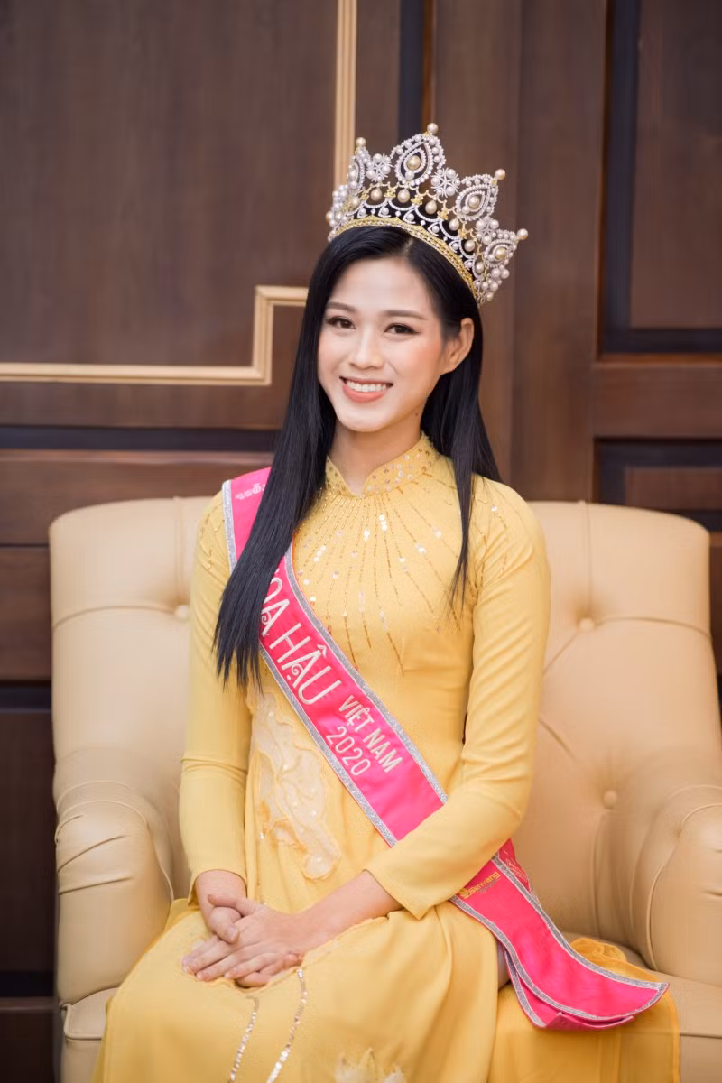 Hoa hậu Đỗ Thị Hà.
