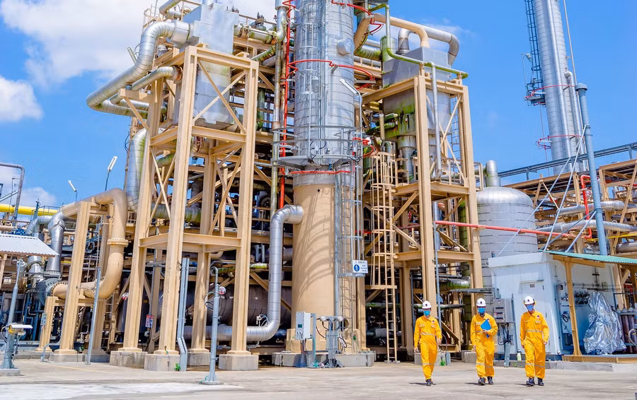 PV GAS cũng được Forbes đánh giá dẫn đầu các doanh nghiệp thuộc lĩnh vực Tiện ích trong bảng xếp hạng.