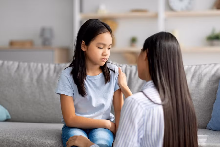 Trẻ em cũng thu được rất nhiều lợi ích khi tự nói chuyện với nhà trị liệu. (Ảnh: ITN) Trẻ em cũng thu được rất nhiều lợi ích khi tự nói chuyện với nhà trị liệu. (Ảnh: ITN)