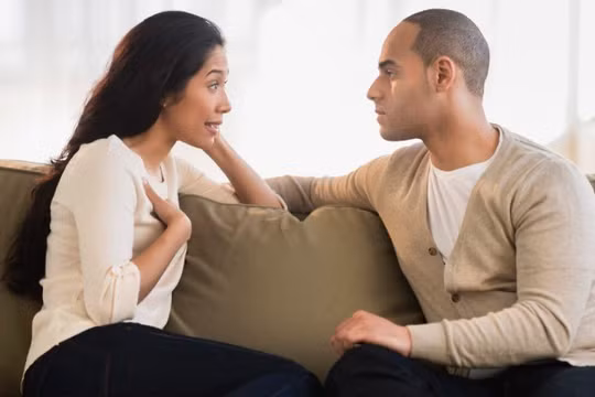 Tử vi 12 con giáp ngày 26/8: Ngọ hóa giải mọi hiểu lầm, tình cảm tỏa trọn vẹn