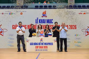 Đại diện Ban Tổ chức, Trọng tài và các đơn vị liên quan. 