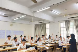 Đào tạo tiếng Nhật cho người đi xuất khẩu lao động.