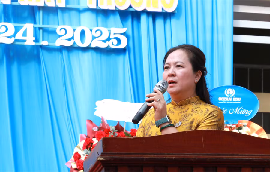 1-c-oanh.jpg