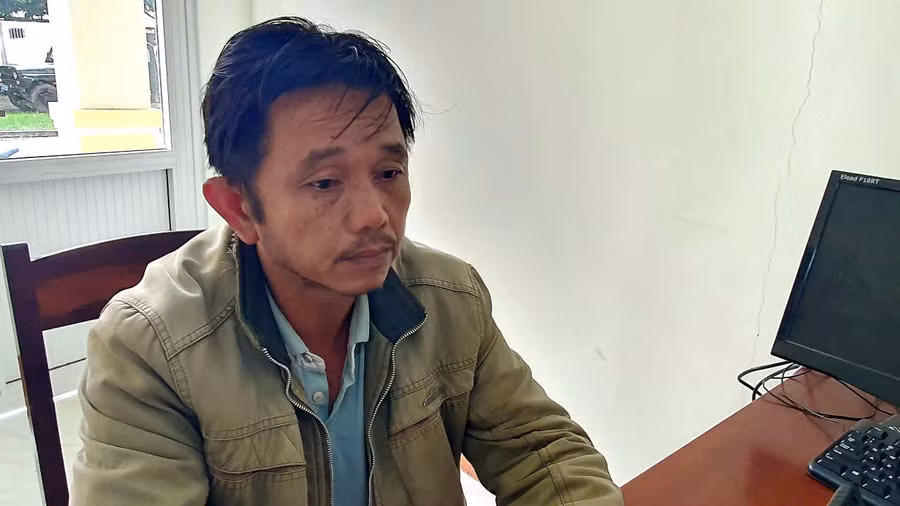 Tài xế Võ Hùng Vương. (Ảnh: SĐ)