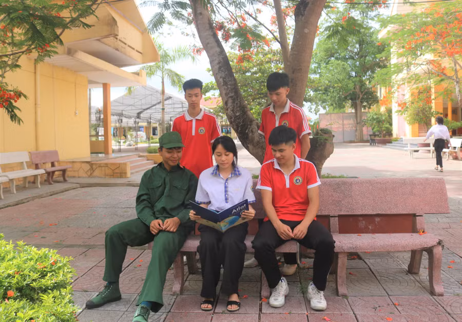 01.jpg