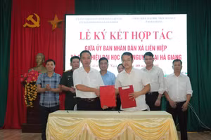 Phân hiệu Đại học Thái Nguyên tại Hà Giang và UBND xã Liên Hiệp, tỉnh Tuyên Quang đã ký kết Biên bản ghi nhớ hợp tác.