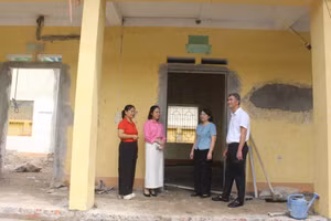 Phân hiệu Tân Sơn, Trường Mầm non Tân Kỳ, xã Tân Kỳ, tỉnh Thái Nguyên đang được sửa chữa cơ sở vật chất trước thềm năm học mới.
