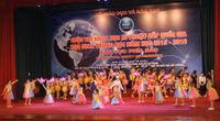 Lan tỏa phong trào nghiên cứu khoa học kĩ thuật trong các nhà trường ảnh 2