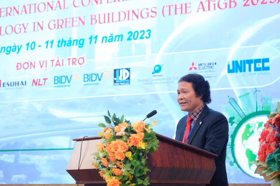 PGS. TS Phan Cao Thọ - Hiệu trưởng Trường Đại học Sư phạm Kỹ thuật (Đại học Đà Nẵng) phát biểu khai mạc hội thảo. (Ảnh: Hoàng Vinh)