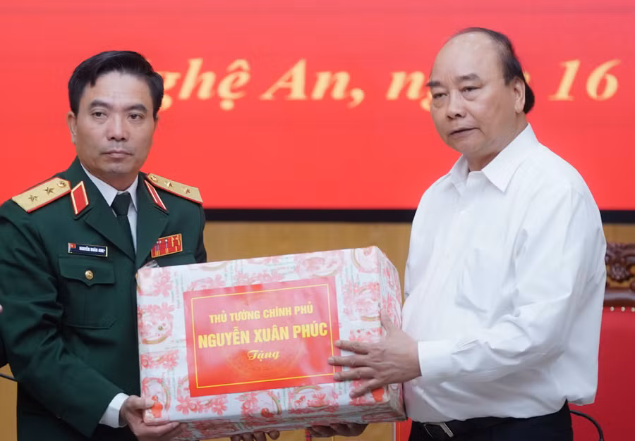 Thủ tướng: Đoàn công tác Quân khu 4 dũng cảm hy sinh để cứu dân ảnh 2 Thủ tướng: Đoàn công tác Quân khu 4 dũng cảm hy sinh để cứu dân ảnh 2