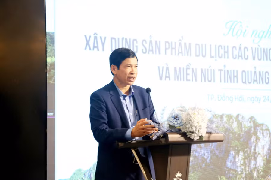 Ông Hồ An Phong, Phó Chủ tịch UBND tỉnh Quảng Bình phát biểu tại hội nghị.