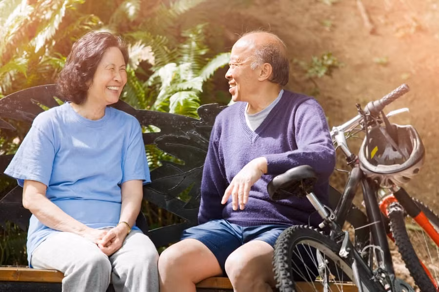 7 điều hối tiếc nhất trong đời khiến người già thường nói "giá như"... ảnh 4 Rèn luyện sức khỏe hằng ngày để thấy khi về già bạn vẫn khỏe mạnh, ít mắc bệnh hơn những người khác (Ảnh minh họa internet)