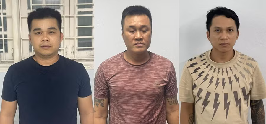 Công, Xuân, Hiếu tại cơ quan công an. Ảnh: Công an