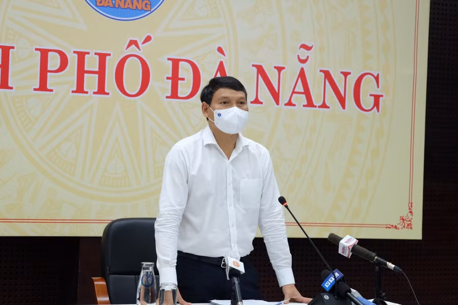 Ông Hồ Kỳ Minh - Phó Chủ tịch UBND TP Đà Nẵng, chủ trì buổi họp báo.