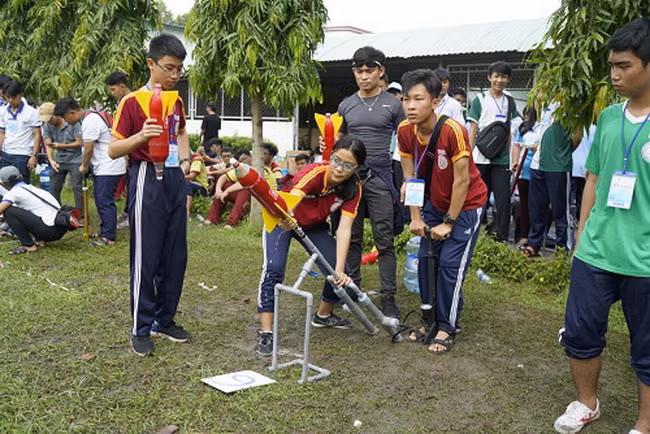 Phần thi tại Hội thi Tên lửa nước năm 2018.