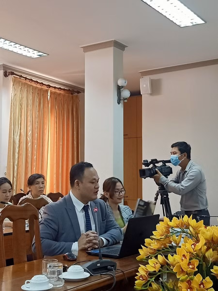 Các NXB tổ chức tập huấn bồi dưỡng SGK (Ảnh: Sở GD&amp;ĐT)