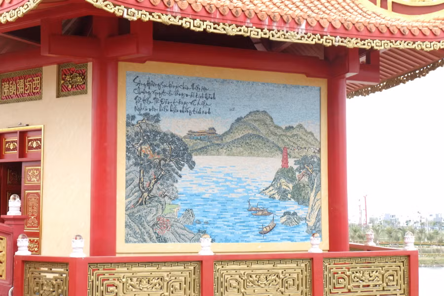 Hình ảnh kinh thành Huế, dòng sông Hương và chùa Thiên Mụ. Ảnh: Hoàng Vinh. Hình ảnh kinh thành Huế, dòng sông Hương và chùa Thiên Mụ. Ảnh: Hoàng Vinh.