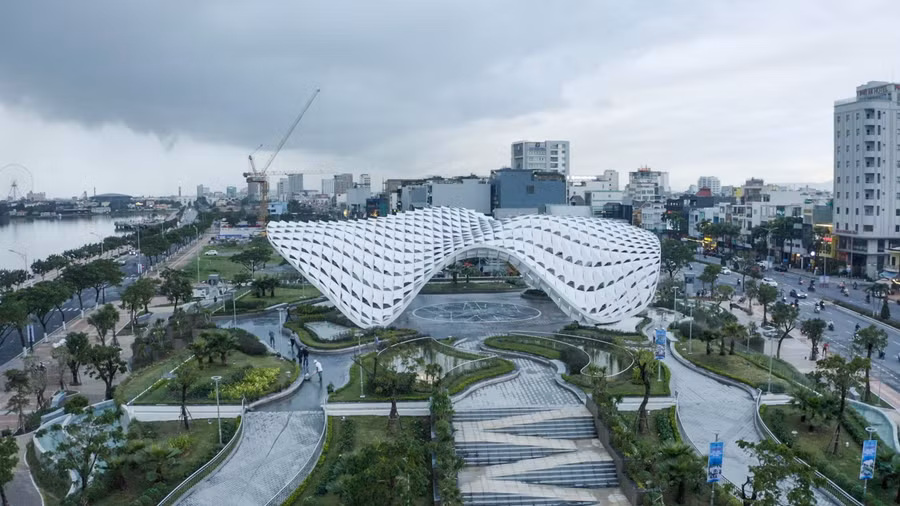 Theo đó, công trình Vườn tượng APEC mở rộng có tổng mức đầu tư hơn 759 tỷ đồng từ ngân sách nhà nước, khởi công vào tháng 10/2020.