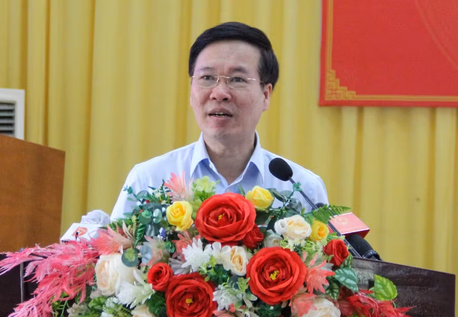 Ông Võ Văn Thưởng - Ủy viên Bộ Chính trị, Thường trực Ban Bí thư trả lời ý kiến của cử tri huyện Hòa Vang (TP Đà Nẵng). 