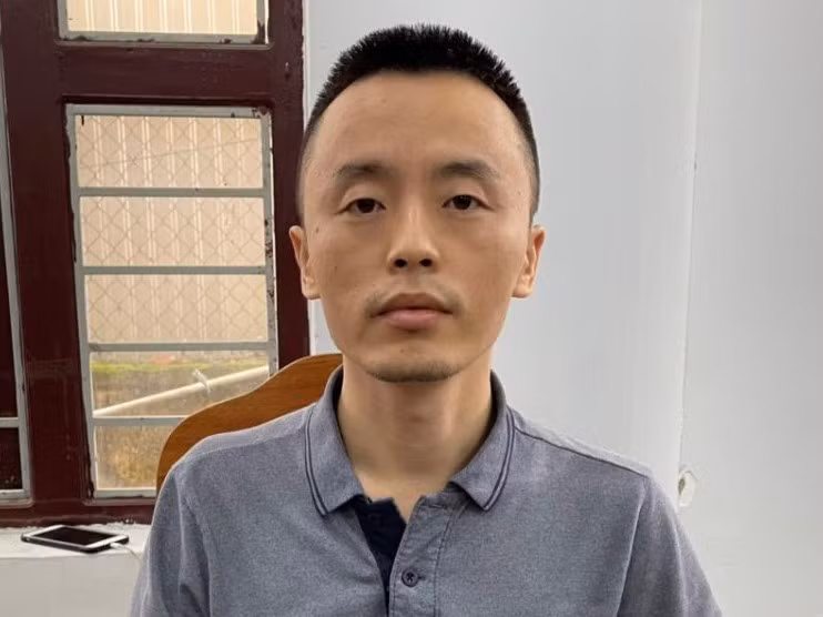 Wang YunTao bị công an bắt giữ. Ảnh: Công an. 