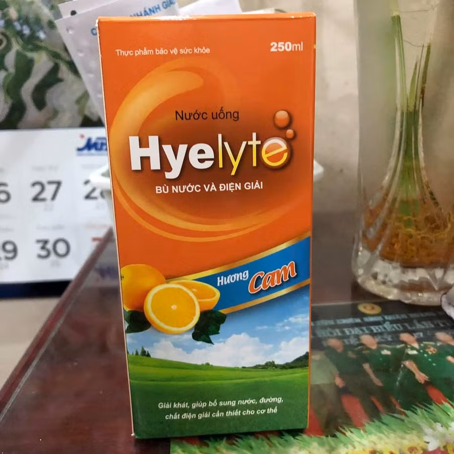 Hộp thuốc TPCN (ảnh do gia đình cung cấp)
