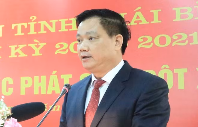 Ông Nguyễn Khắc Thận, tân Chủ tịch UBND tỉnh Thái Bình. Ảnh: Báo Thái Bình Ông Nguyễn Khắc Thận, tân Chủ tịch UBND tỉnh Thái Bình. Ảnh: Báo Thái Bình