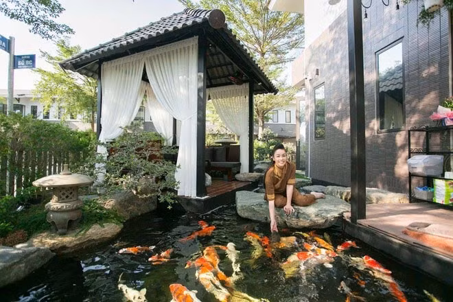 Khối tài sản đáng mơ ước của Nhật Kim Anh ở tuổi 35