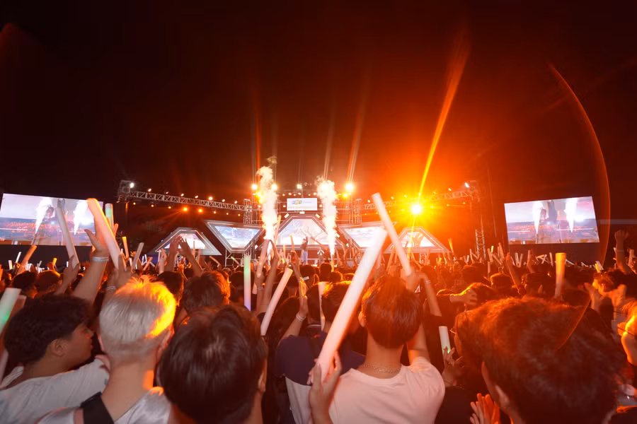 FUDA Music Show là một đêm nhạc bùng nổ và mang đến nhiều cảm xúc cho các bạn trẻ.