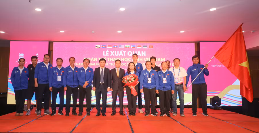 Đoàn Thể thao học sinh Việt Nam xuất quân tham dự Đại hội Thể thao học sinh Đông Nam Á.