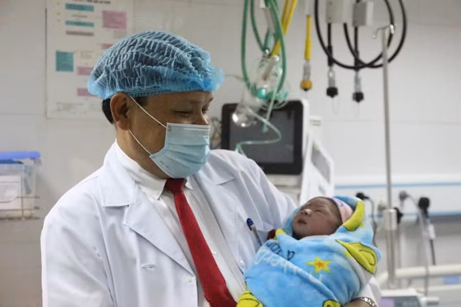 Công dân đầu tiên năm 2020 (BVCC)
