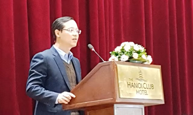 Ông Trương Anh Dũng - Phó Tổng cục trưởng Tổng cục Giáo dục nghề nghiệp phát biểu tại hội thảo