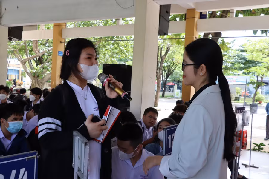 Học sinh Đà Nẵng được trang bị các kỹ năng hội nhập trong kỷ nguyên số. (Ảnh: Hoàng Vinh)