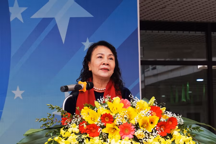 Thứ trưởng Nguyễn Thị Nghĩa phát biểu tại lễ phát động Thứ trưởng Nguyễn Thị Nghĩa phát biểu tại lễ phát động