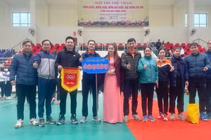 Đoàn vận động viên của sở GD&ĐT Yên Bái.