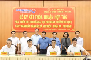 Lãnh đạo tỉnh Tuyên Quang tham dự Lễ ký kết hợp tác.