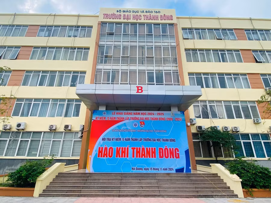 Trường Đại học Thành Đông kỷ niệm 15 năm thành lập