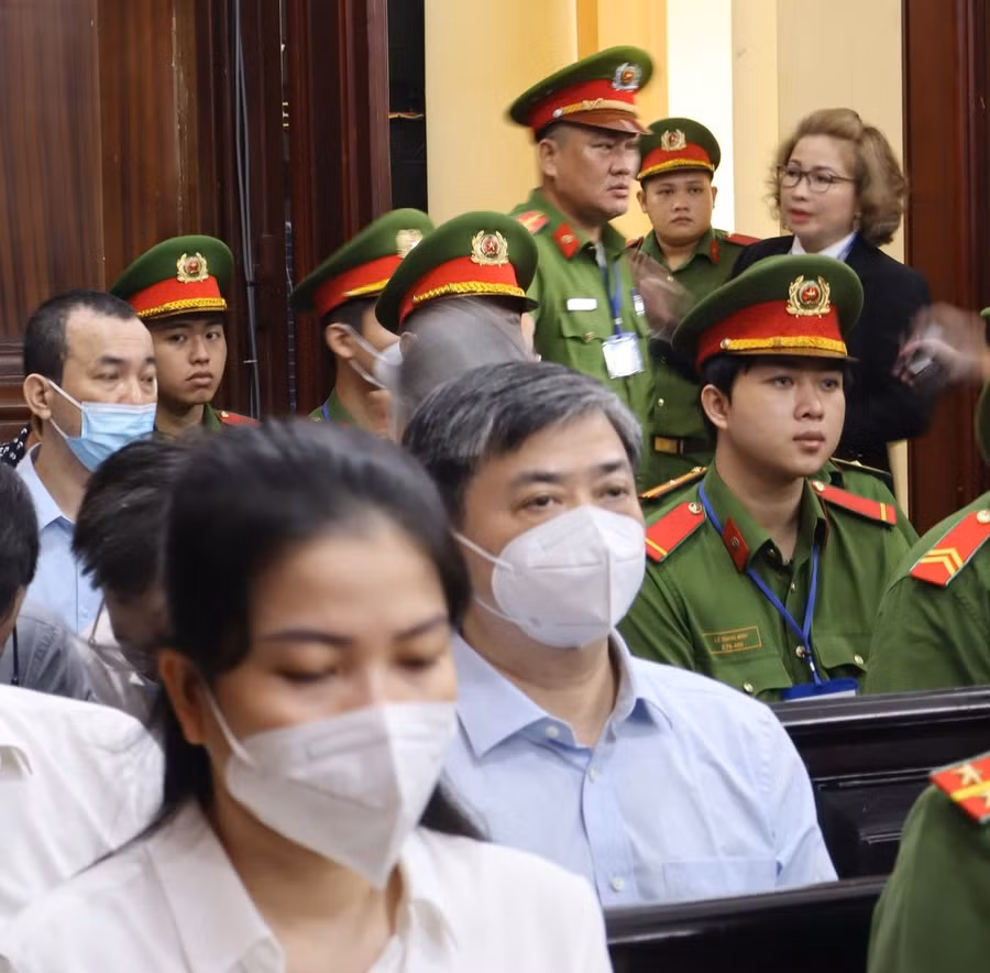 Cựu Bí thư Bến Tre Lê Đức Thọ bị đề nghị 28-29 năm tù.