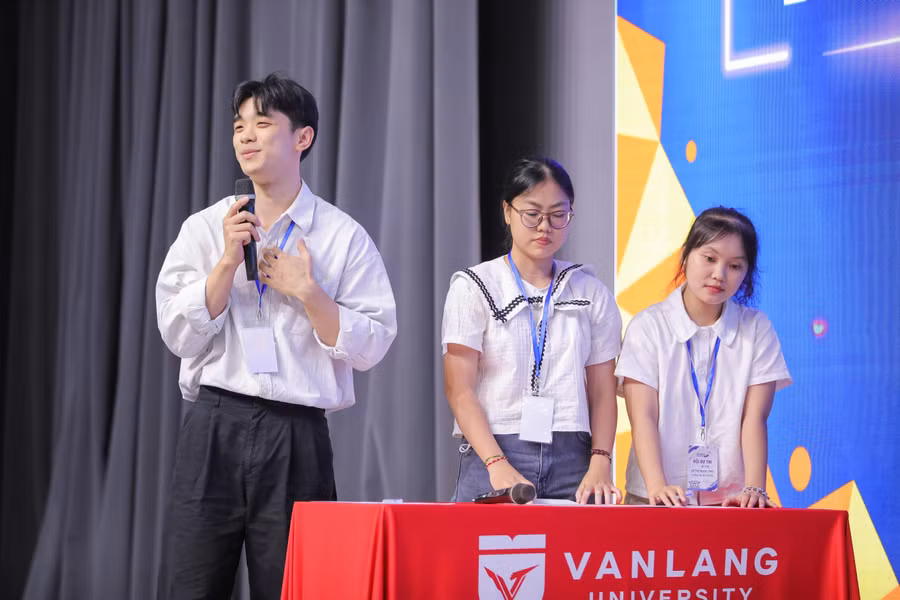 vlu-0257-9979.jpg