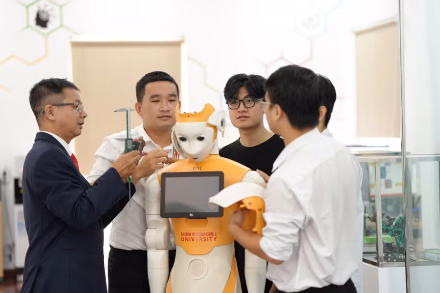 Chương trình Cử nhân ngành Khoa học máy tính của Trường Đại học Quốc tế Sài Gòn (SIU) chính thức đạt kiểm định quốc tế ABET