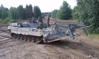 Phương tiện đặc biệt dựa trên Leopard 1 khó chống nổi đạn pháo 25 mm
