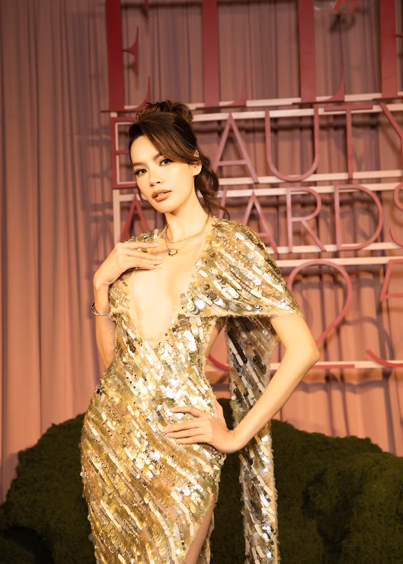 le-hoang-phuong-elle-8.jpg