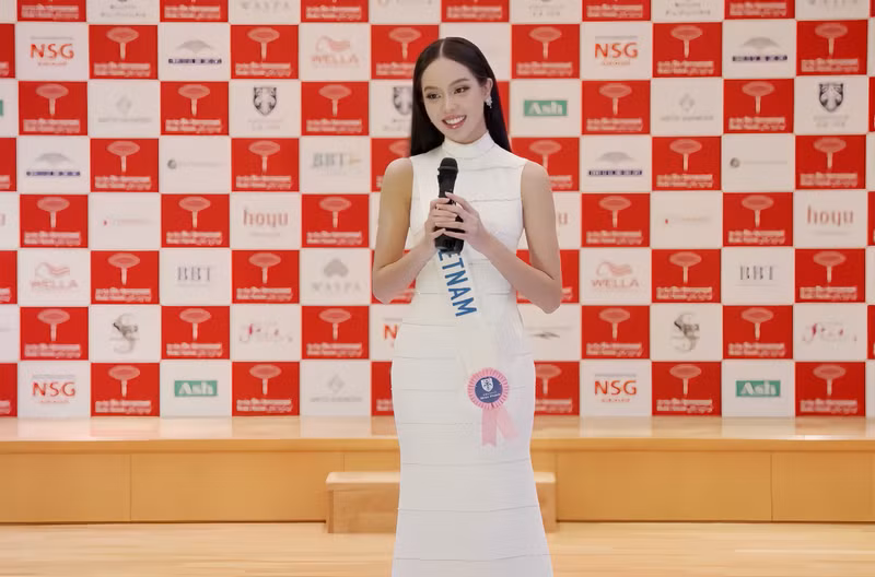 Đại diện Việt Nam, Huỳnh Thị Thanh Thủy là một trong những gương mặt nổi bật. interview-3.jpg