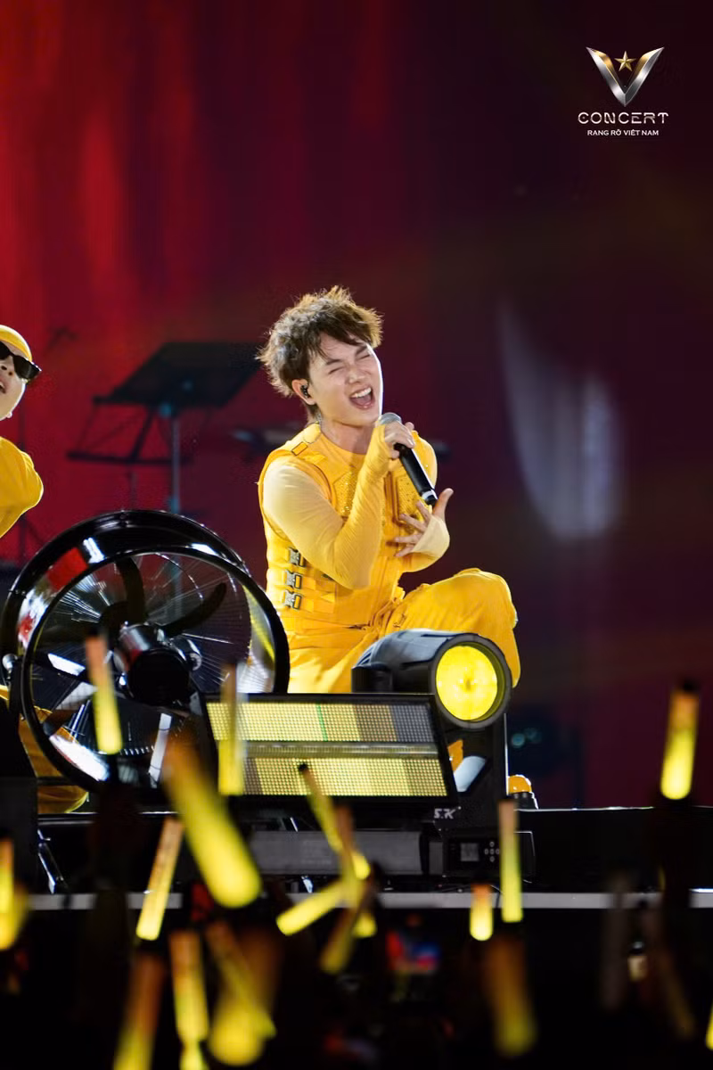 v-concert-2.jpg