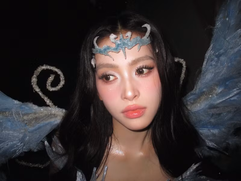 Không ít khán giả bày tỏ sự bất ngờ nhưng cũng dành nhiều lời khen cho sự 'lột xác' đầy tinh tế của người đẹp sinh năm 2000. tv-8.jpg
