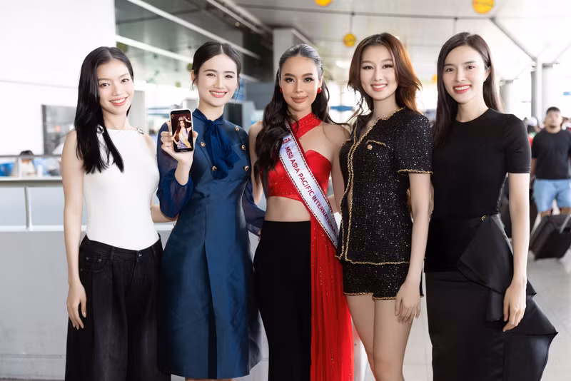 ÁNH VƯƠNG ĐẠI DIỆN VIỆT NAM ĐI THI (2).jpg