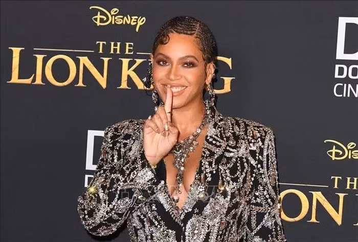 Grammy năm nay quy tụ dàn sao đình đám như: Taylor Swift, Lady Gaga, Paris Hilton, Miley Cyrus, Billie Eilish... grammy-02.jpg