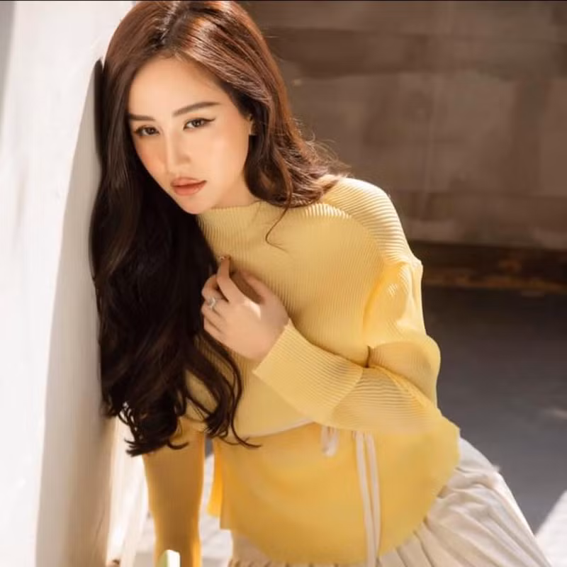 Tuy nhiên, thông tin Mai Phương Thúy chuẩn bị kết hôn và danh tính ông xã của nàng hậu vẫn là “ẩn số” chờ lời giải đáp. mai phương thúy 7.jpg
