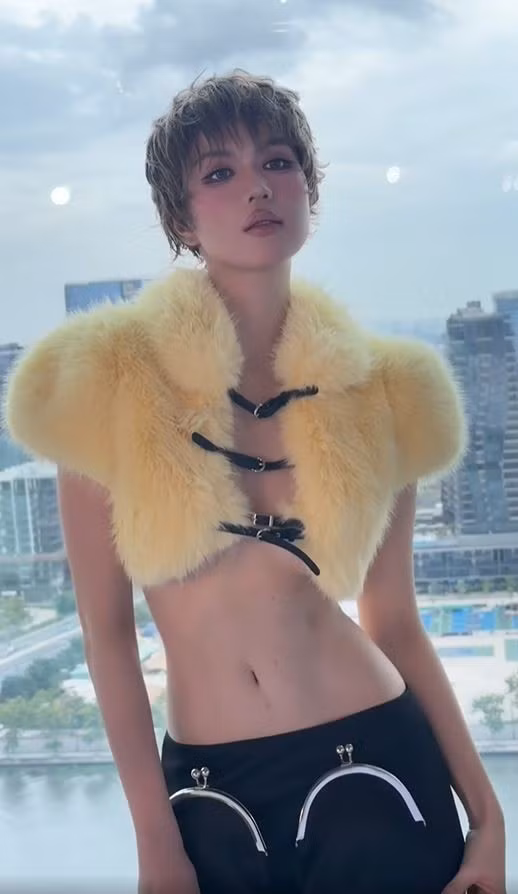 ngoc-trinh-4.jpg
